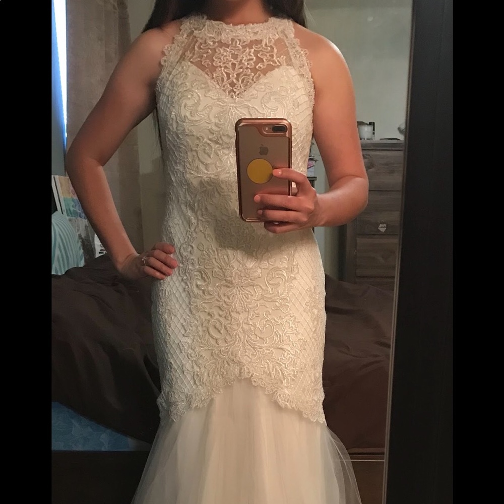 Tadashi Shoji Lace Halter Mermaid Gown - Picture 7 of 8